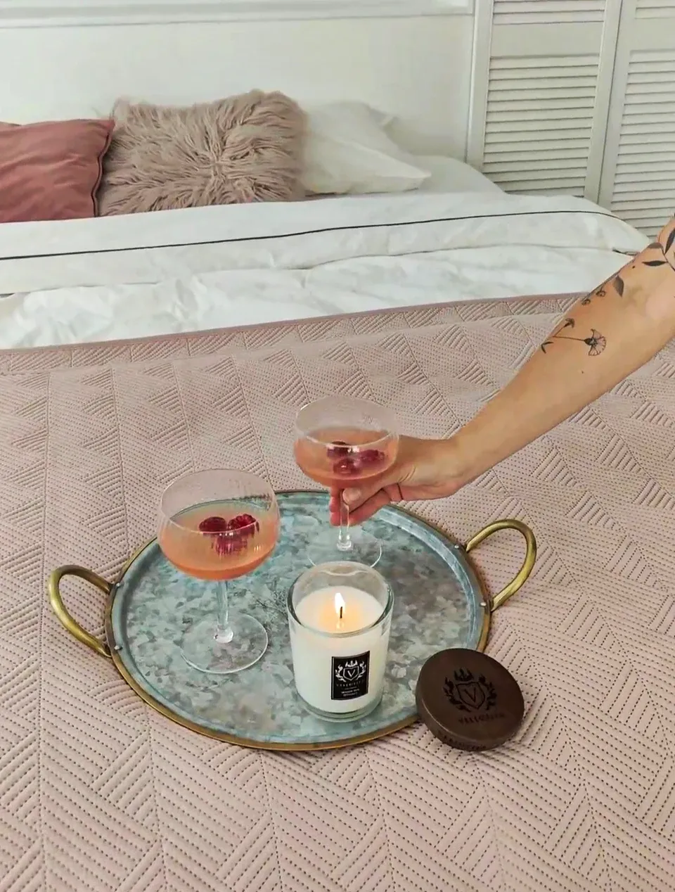 Opstelling van VELLUTIER-kaarsen White Tea Rituals